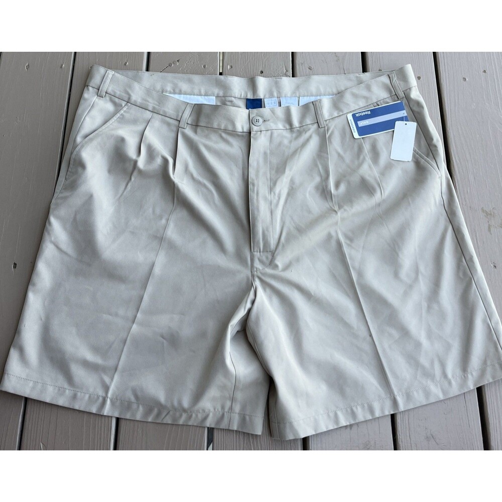 REEBOK Men's Hydro-Move Khaki Pleated Front Golf Shorts Beige Size 52